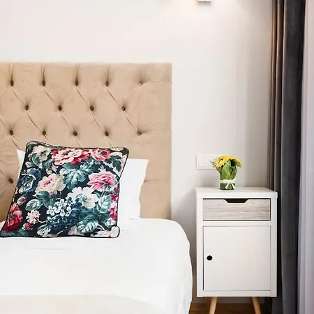 Augusta Street 213 - 3 Dto - Your In Daire